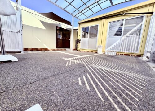 常滑ペットホテルジャンボの屋根付きドッグラン（セントレア近く・大型犬OK）