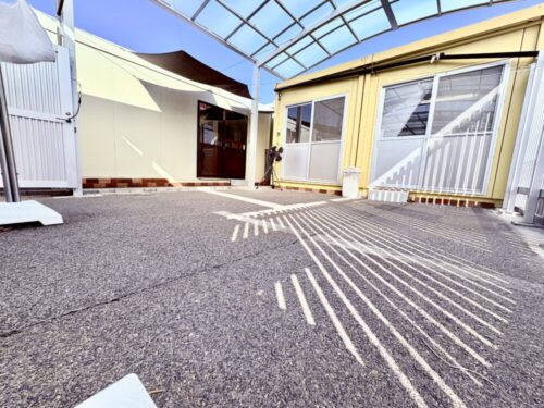 常滑ペットホテルジャンボの屋根付きドッグラン（セントレア近く・大型犬OK）